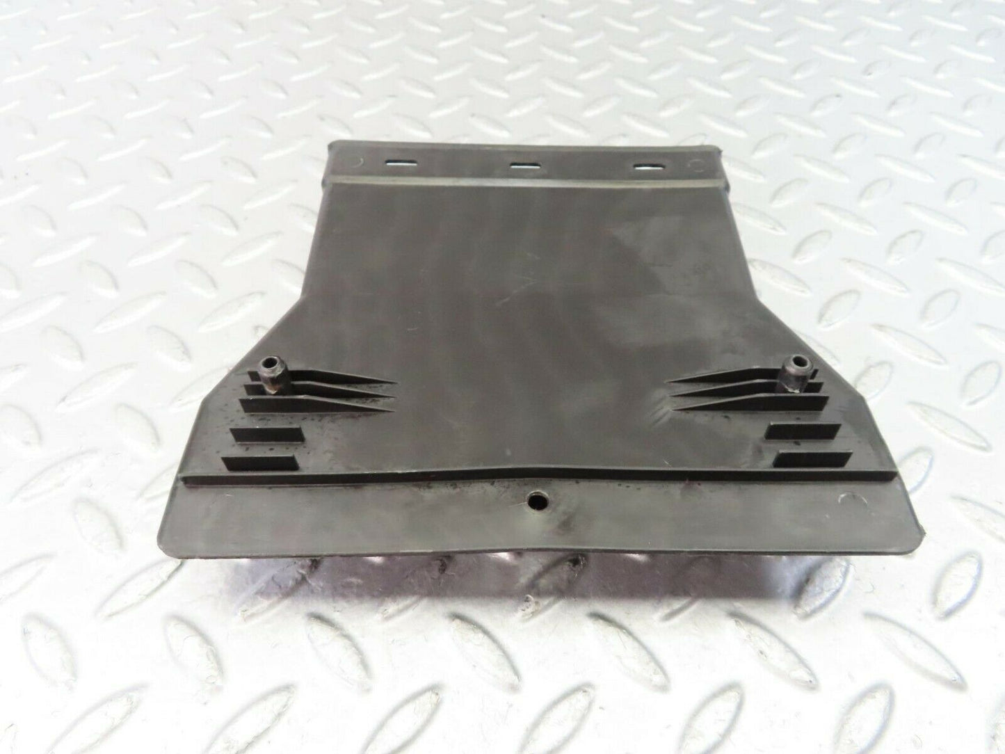 9315 Mercedes-Benz C124 300CE Coupe Ventilation Air Duct Left 1248310546