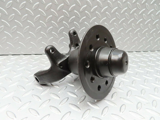 3427 Mercedes-Benz W115 220D Front Left Wheel Hub