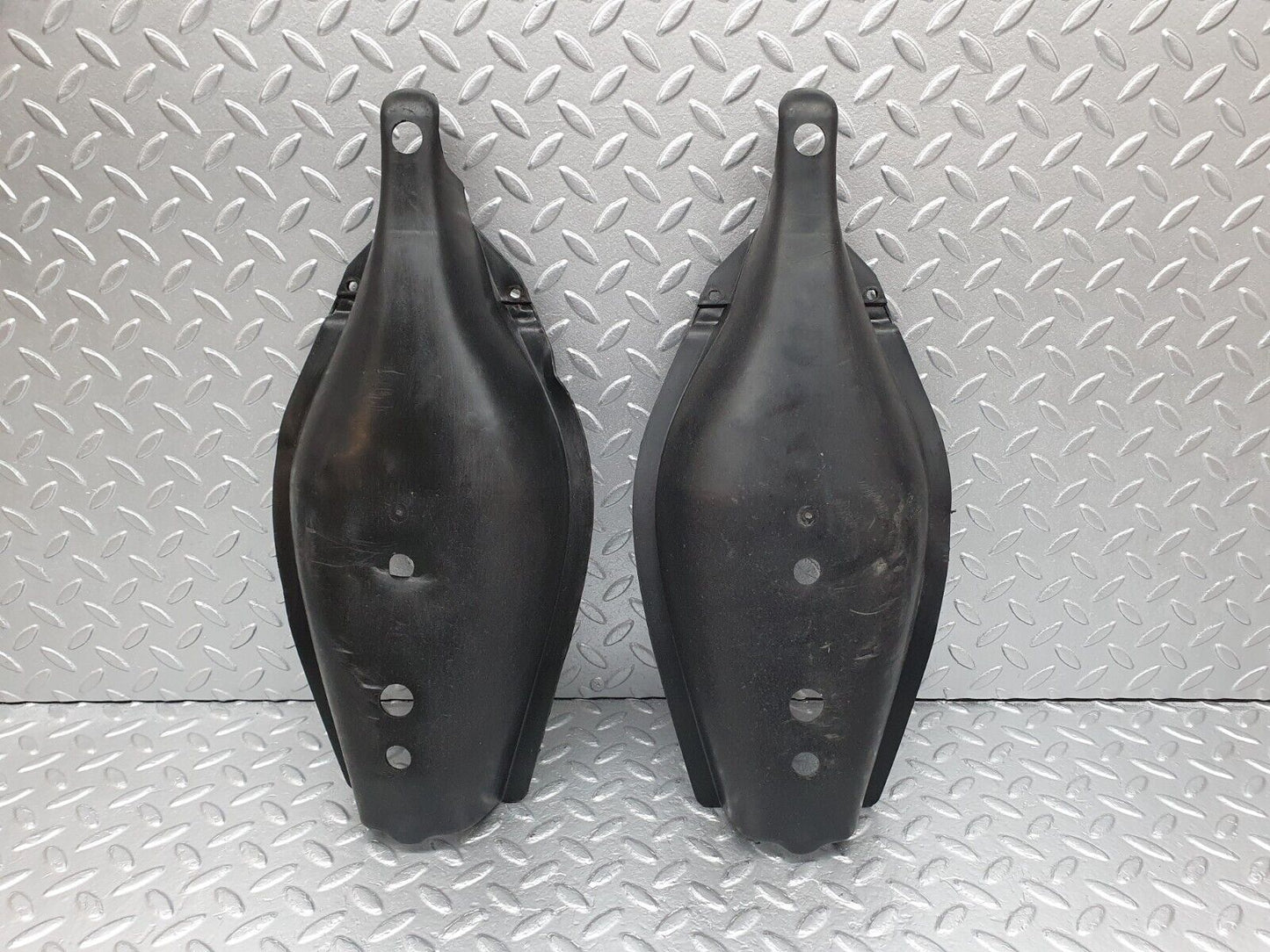 42227 Mercedes-Benz R129 320SL Coupe Rear Control Arm Cover 2X 1293520188