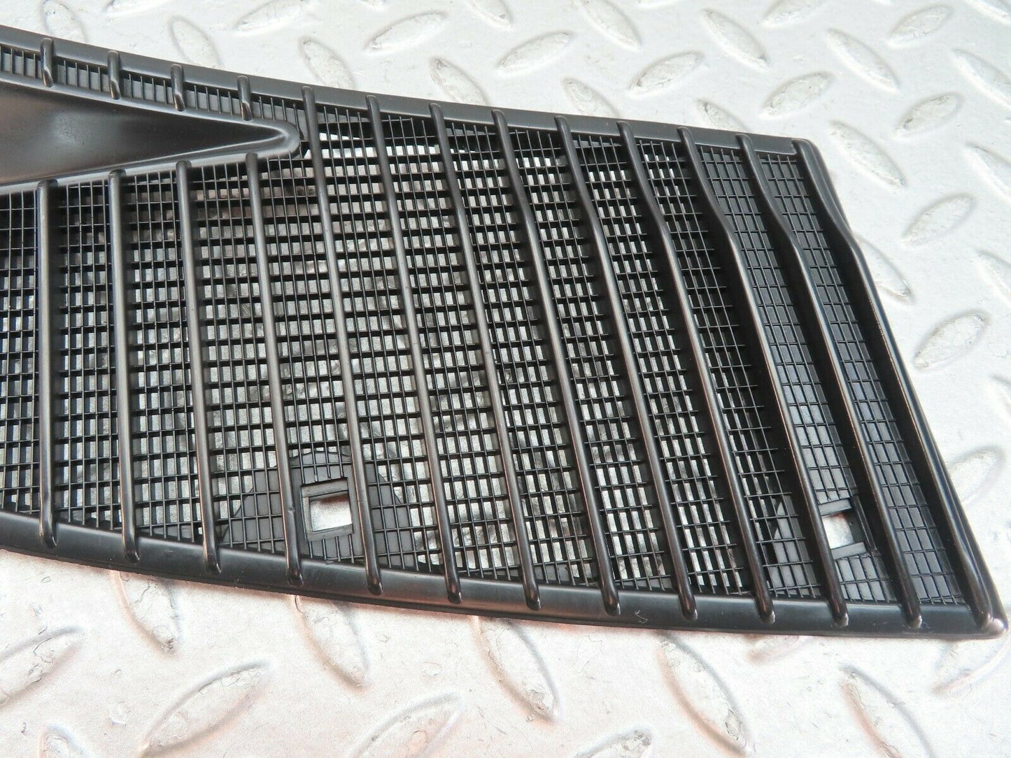 9577 Mercedes-Benz C123 280CE Coupe Air Intake Grill Right Side 1238363065