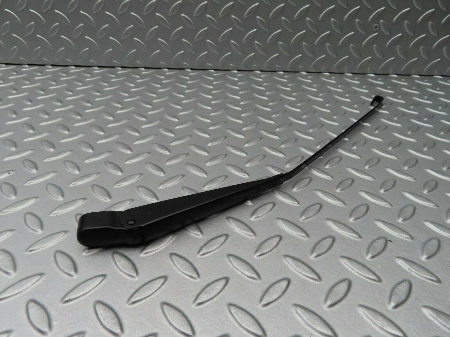 5166 Mercedes-Benz R107 350SL Coupe Wiper Arm Left