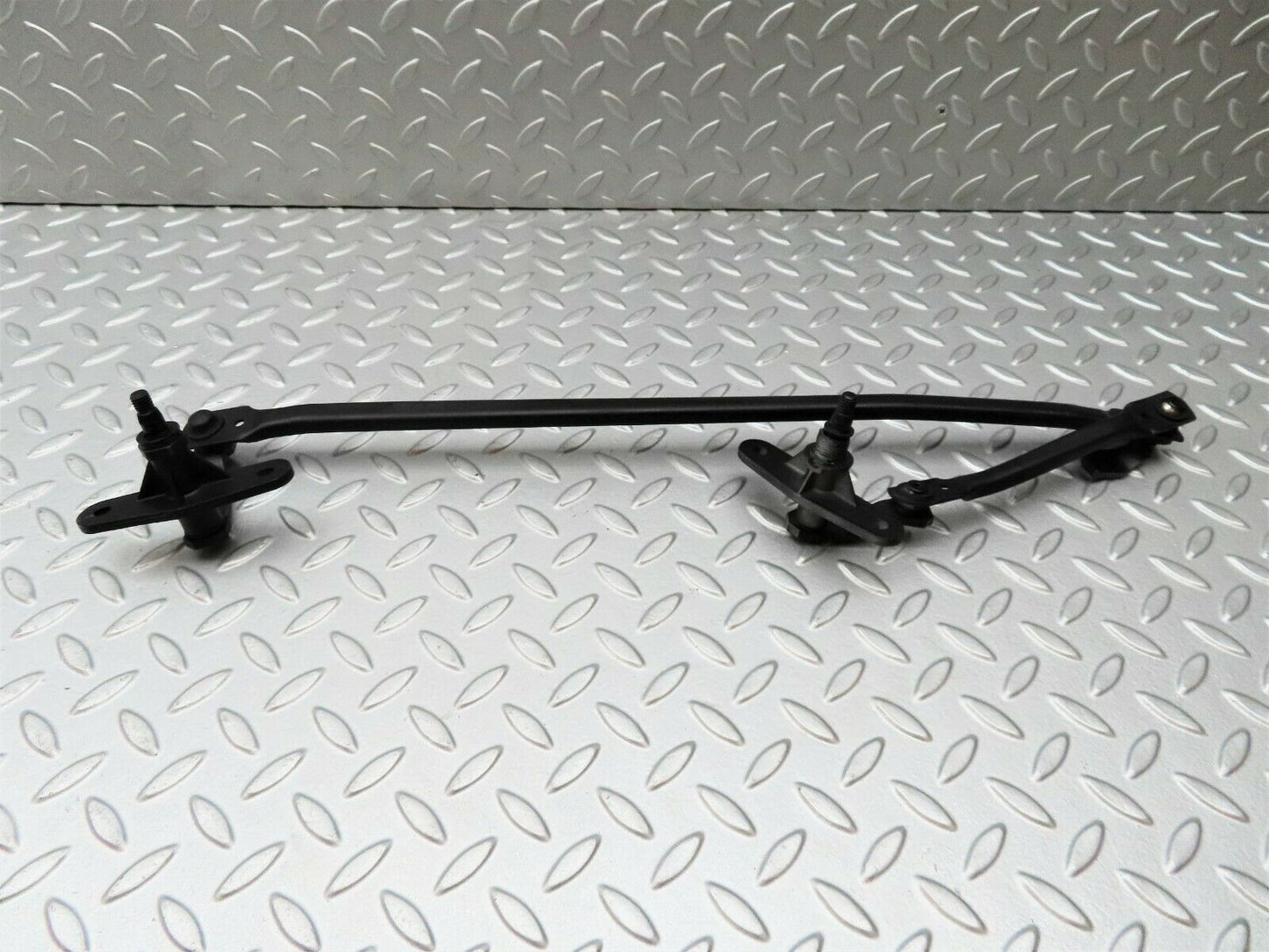 4035 Mercedes-Benz S123 200T Wagon Windscreen Wiper Linkage