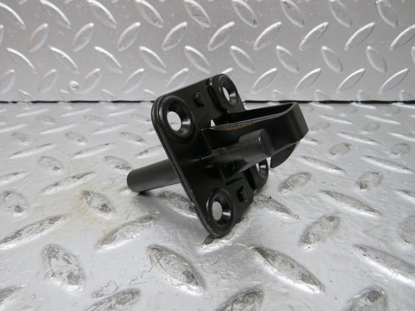 27446 Mercedes-Benz W123 280E Bonnet Lock Latch