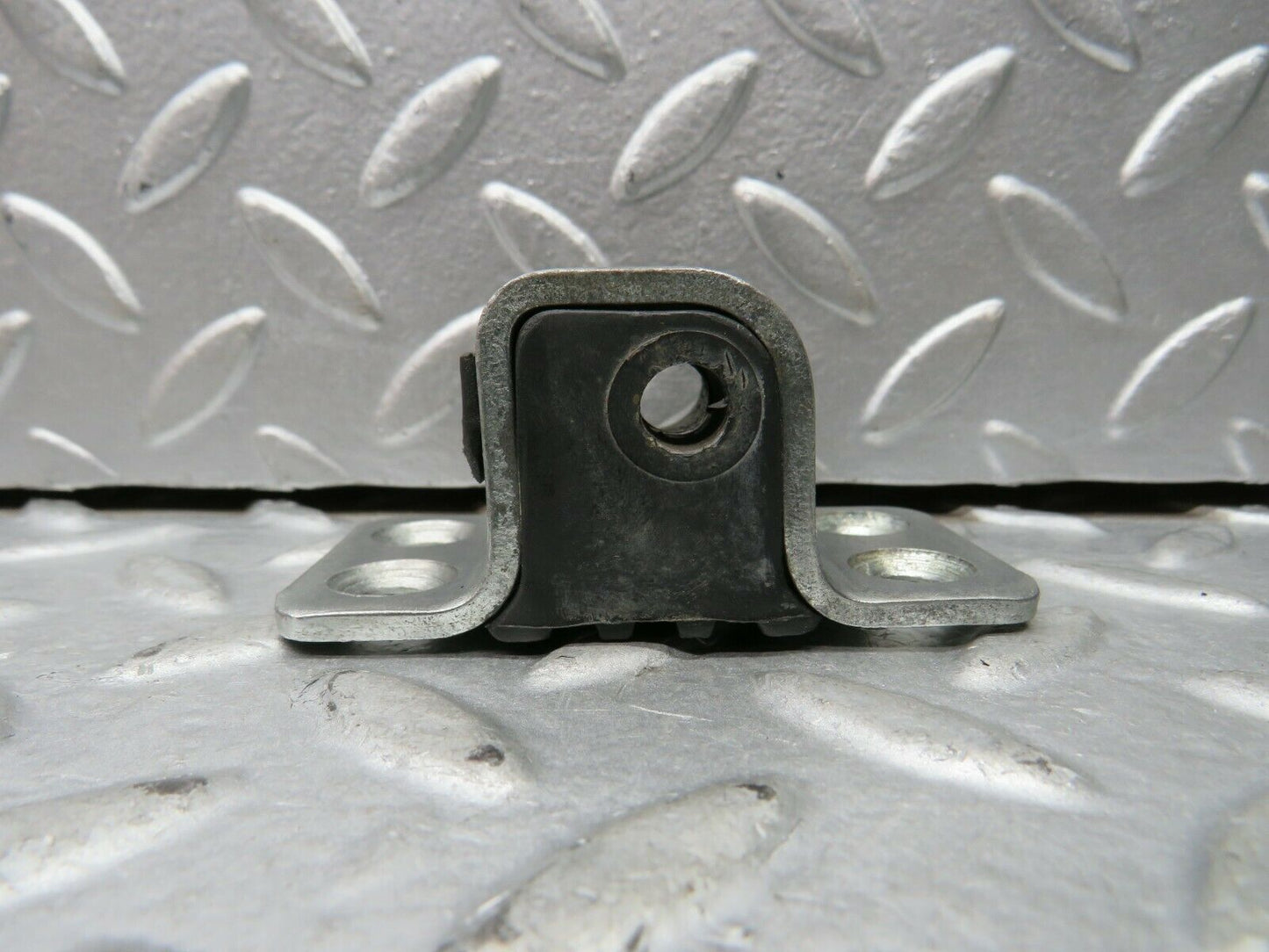 22167 Mercedes-Benz S123 280TE Wagon Door Lock Latch Right Side