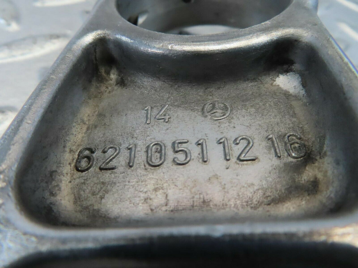 10963 Mercedes-Benz W115 220D Engine Camshaft Tower Bearing 6210511216