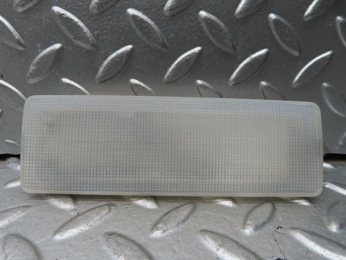 21559 Mercedes-Benz W126 300SE Rear Dome Light 1268200101