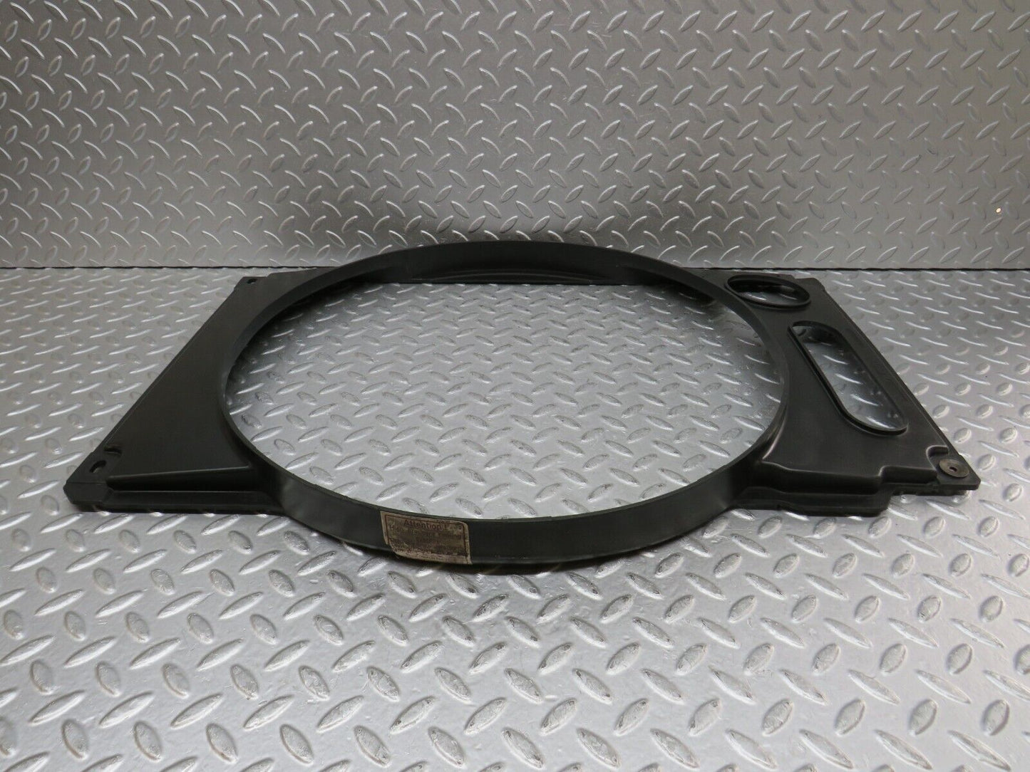 35454 Mercedes-Benz R107 280SL Coupe Radiator Fan Shroud Cover 1075050555