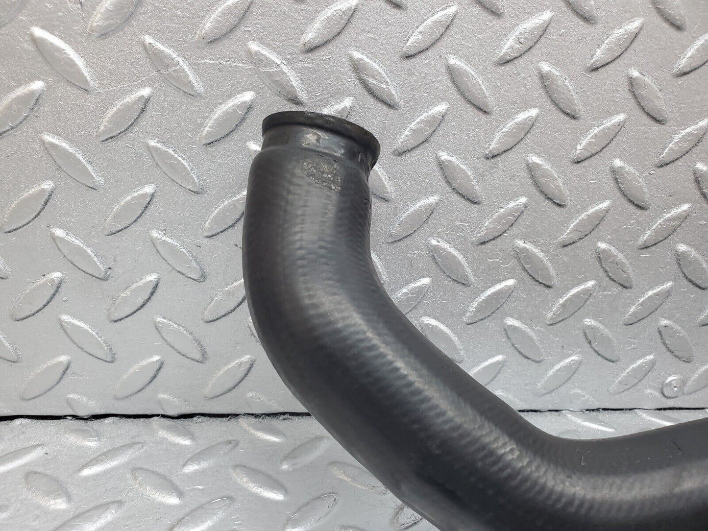 45105 Mercedes-Benz R129 300SL Coupe Radiator Lower Coolant Hose 1295010082
