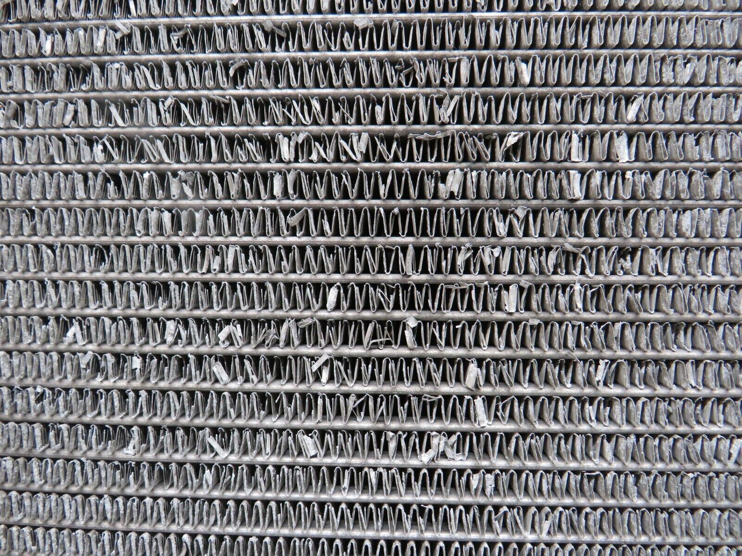 38601 Mercedes-Benz R129 280SL Coupe Engine Coolant Radiator Behr