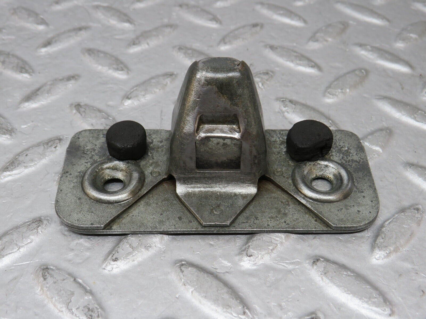 35725 Mercedes-Benz W108 Trunk Lock Latch