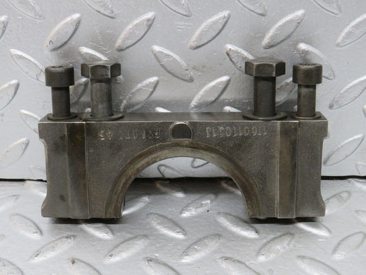 32869 Mercedes-Benz C107 R107 350 V8 Crankshaft Bearing Block 1160110312