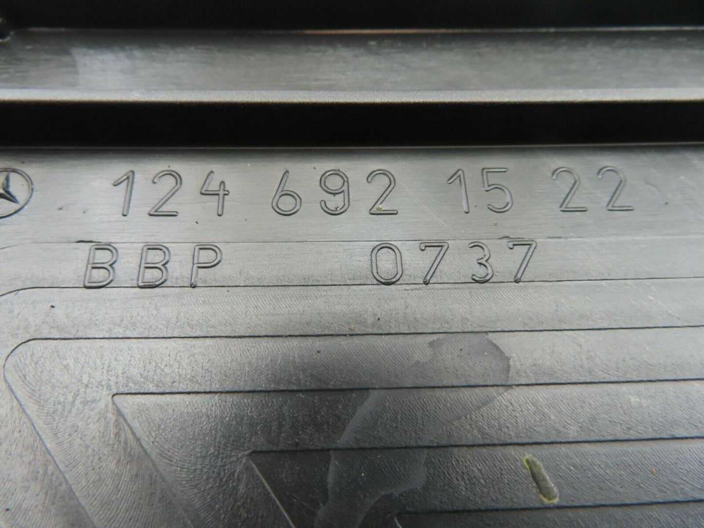 9264 Mercedes-Benz C124 300CE Coupe Rear Left Cover For Window Regulator
