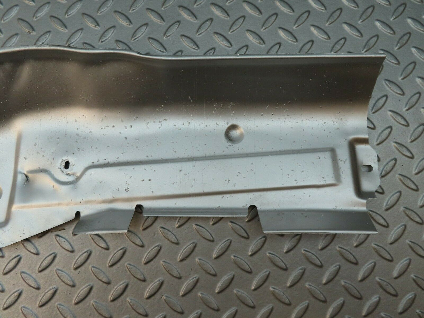 5556 Mercedes-Benz W124 230E Exhaust Heat Shield