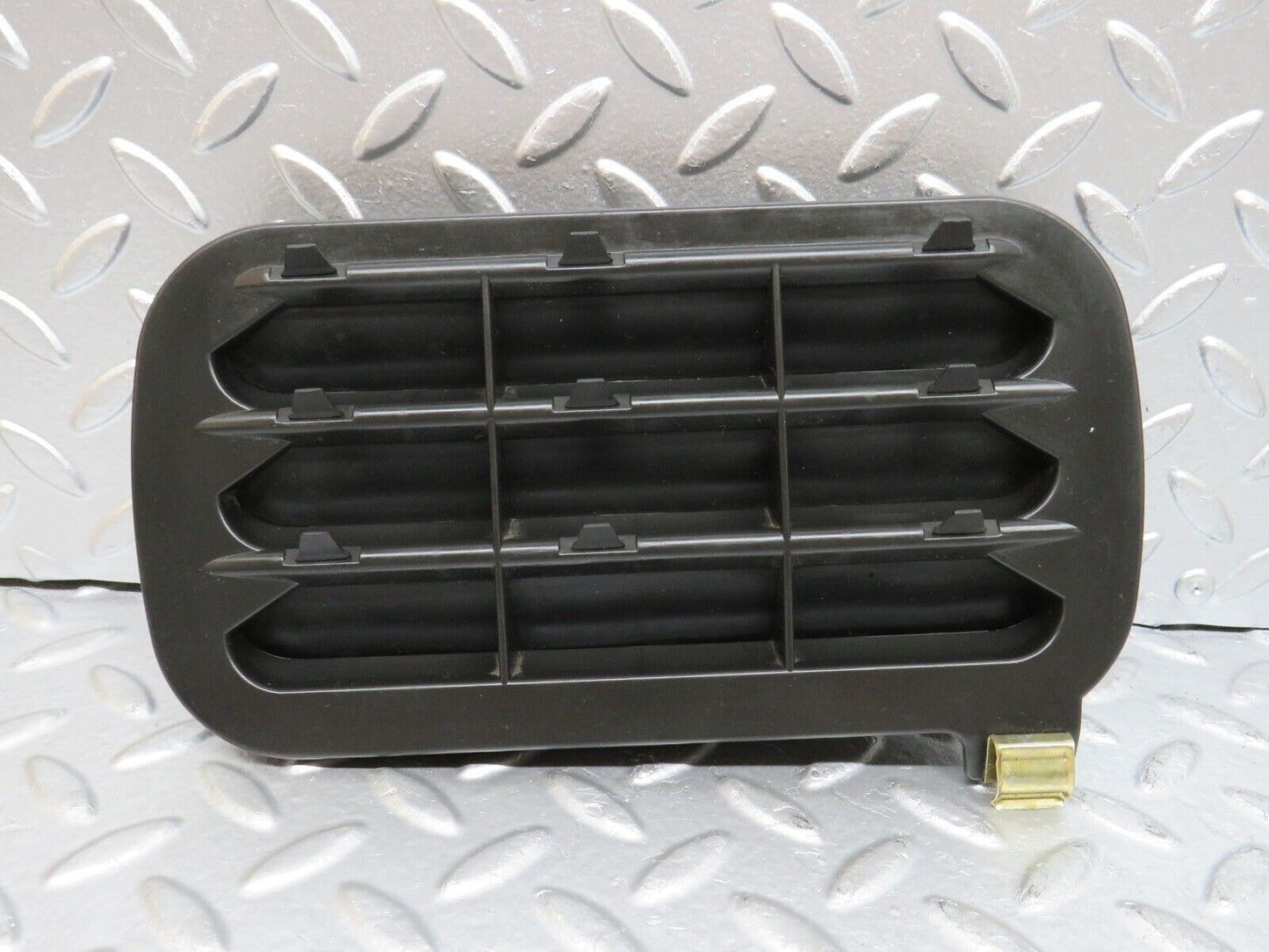 29370 Mercedes-Benz W124 230E Rear Air Intake Vent Left 1248370242