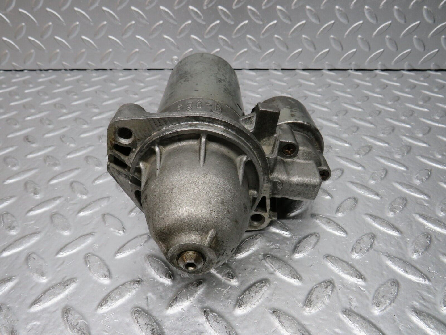 30531 Mercedes-Benz W124 230E Starter Motor Bosch 0001108003 0331303053-553