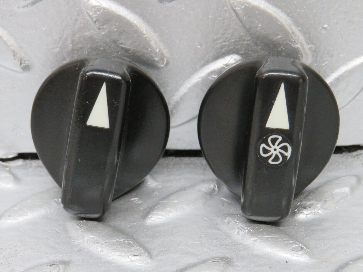 34350 Mercedes-Benz C126 380SEC Coupe Heater Control Knob