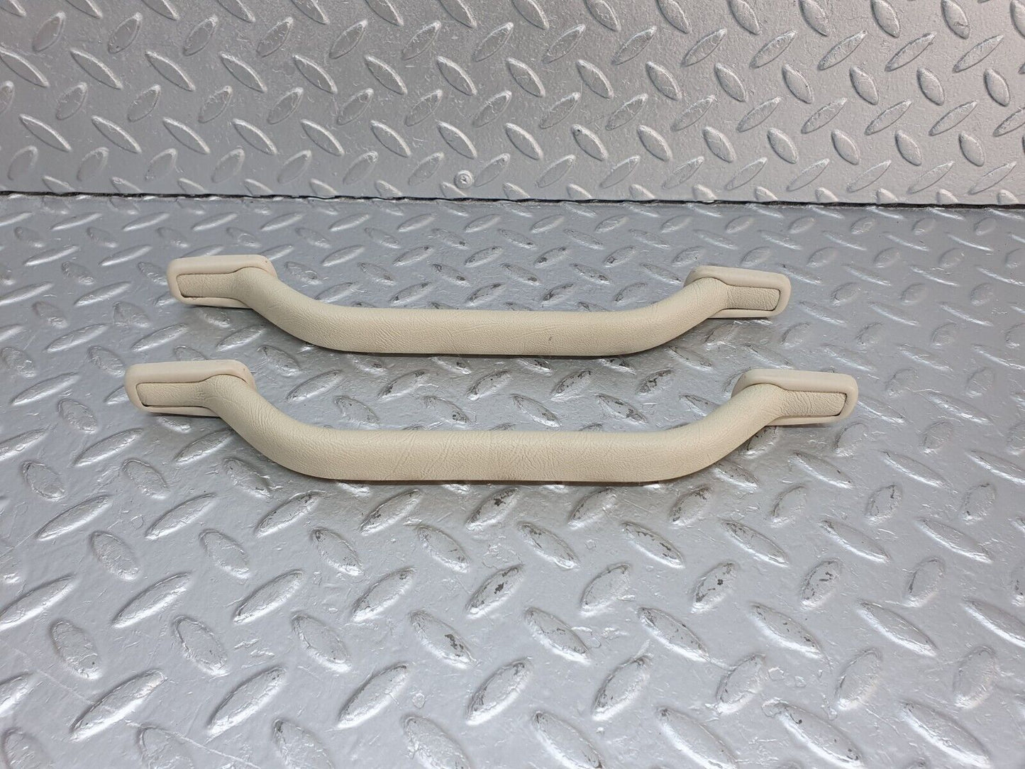 41061 Mercedes-Benz W126 300SE Interior Roof Grab Handle Set