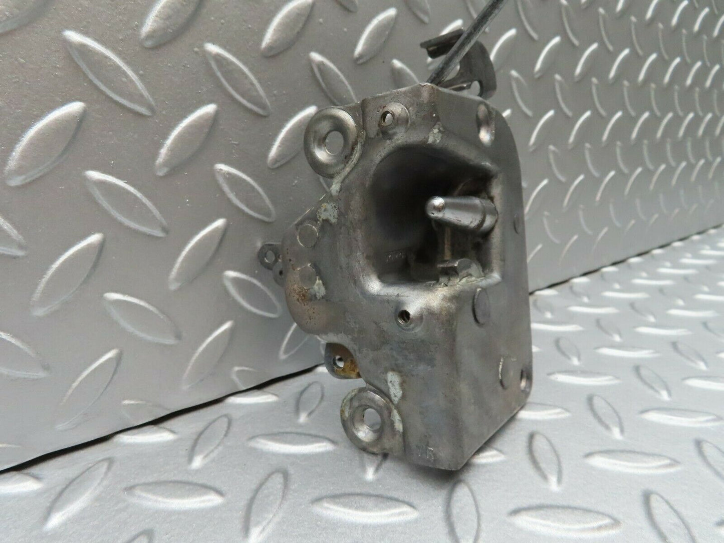 5025 Mercedes-Benz R107 350SL Right Door Lock Mechanism