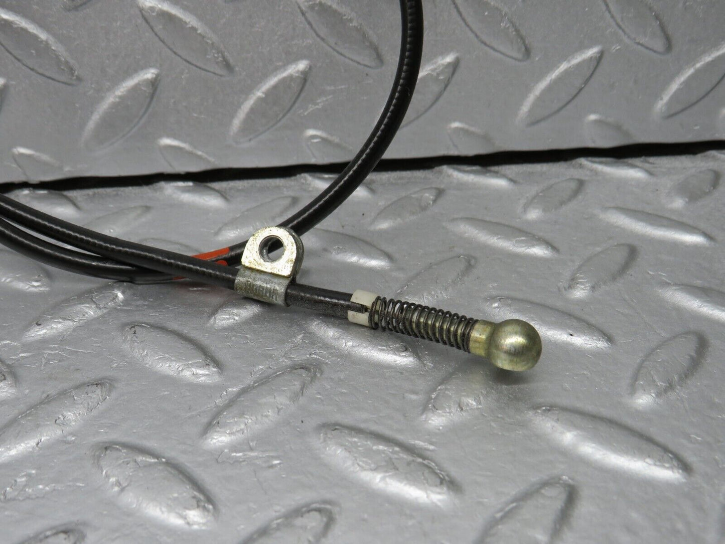 38996 Mercedes-Benz W201 190E 2.6L Gearbox Cable 2012670164