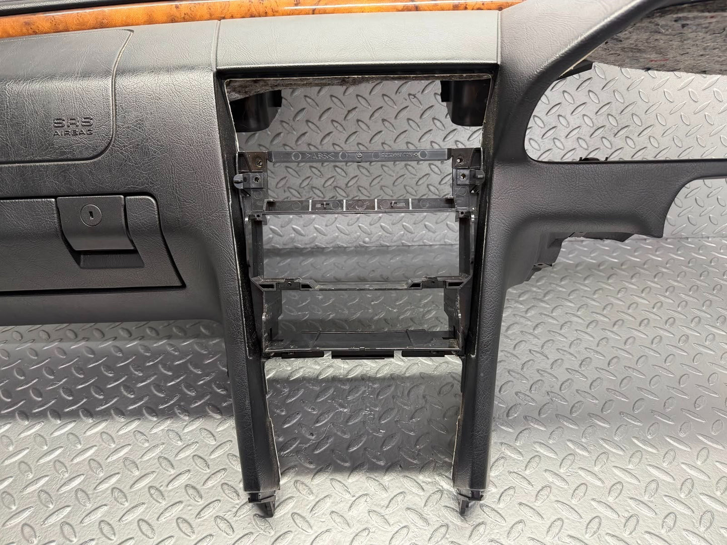 W202 dashboard black used OEM