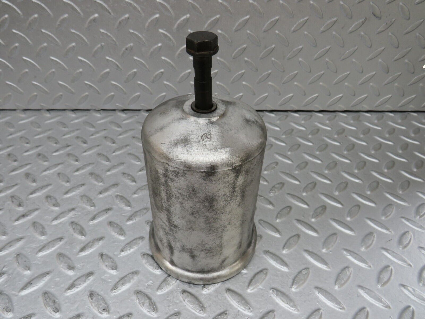 35537 Mercedes-Benz R107 280SL Coupe Oil Filter Housing