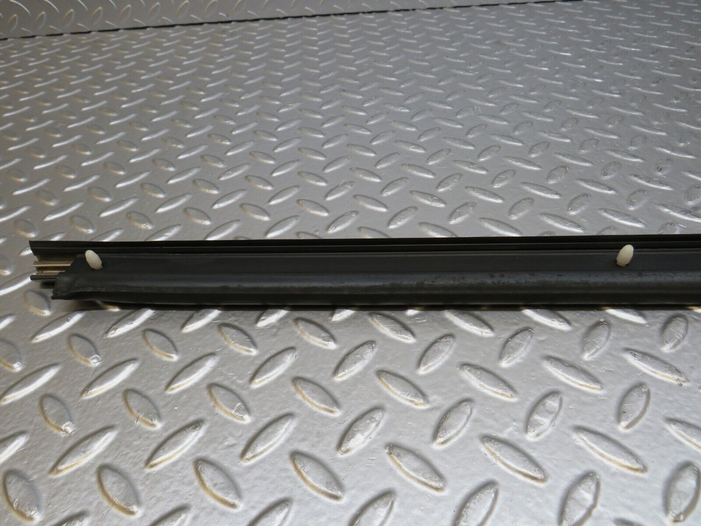 34219 Mercedes-Benz W124 260E Door Lower Sealing Rubber Trim Right