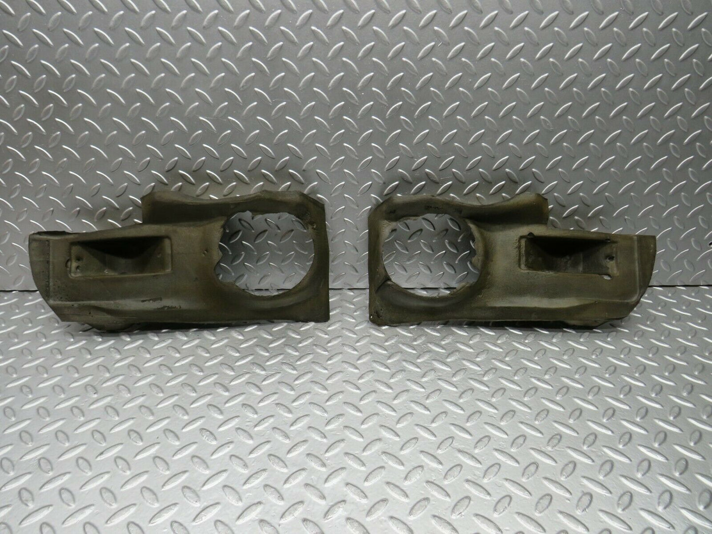 22501 Mercedes-Benz C124 E220 Coupe Parcel Shelf Speaker Insulation 1246820910