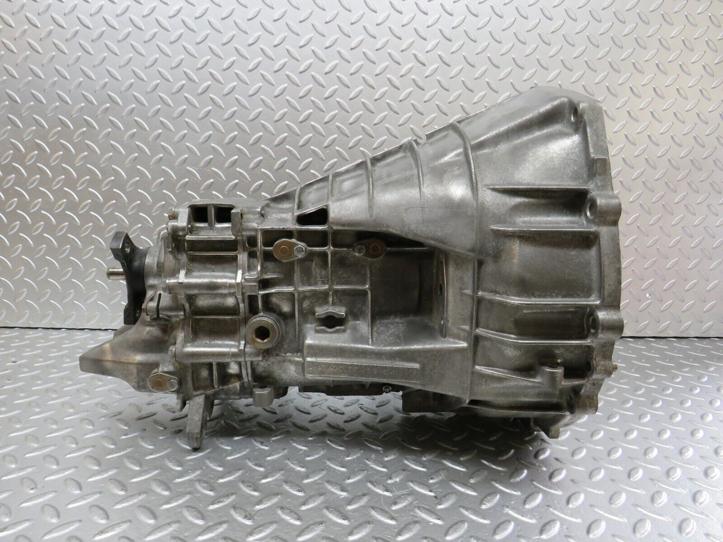 25305 Mercedes-Benz W201 190D Manual Gearbox 5 Speed 714.413 1242610301