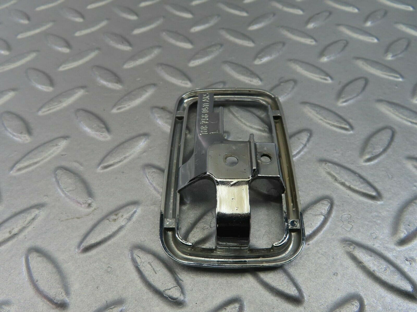 8883 Mercedes-Benz W108 Chrome Frame For Door Opener Left 1087660511