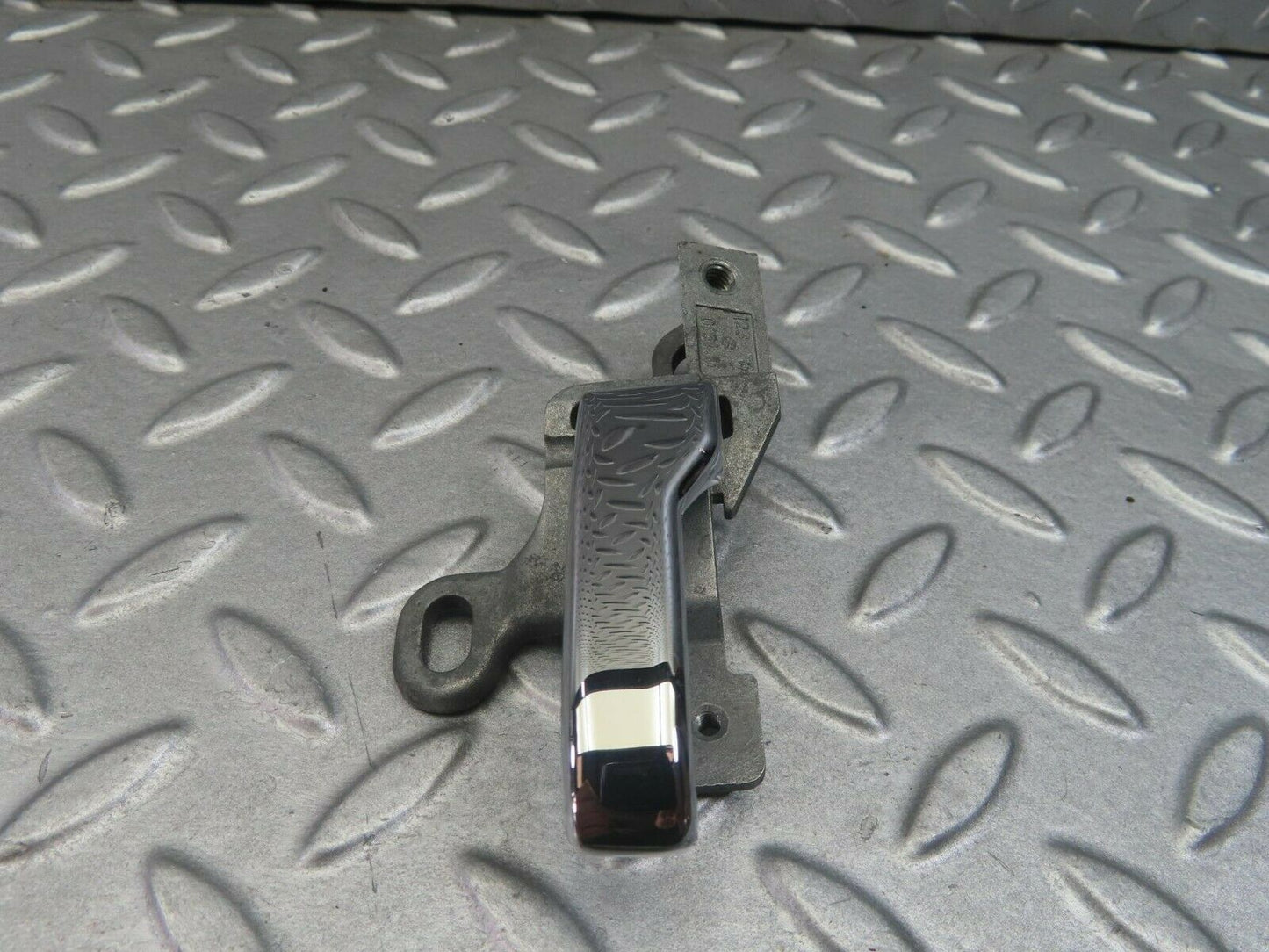 8278 Mercedes-Benz W123 Left Interior Door Handle 1237600161