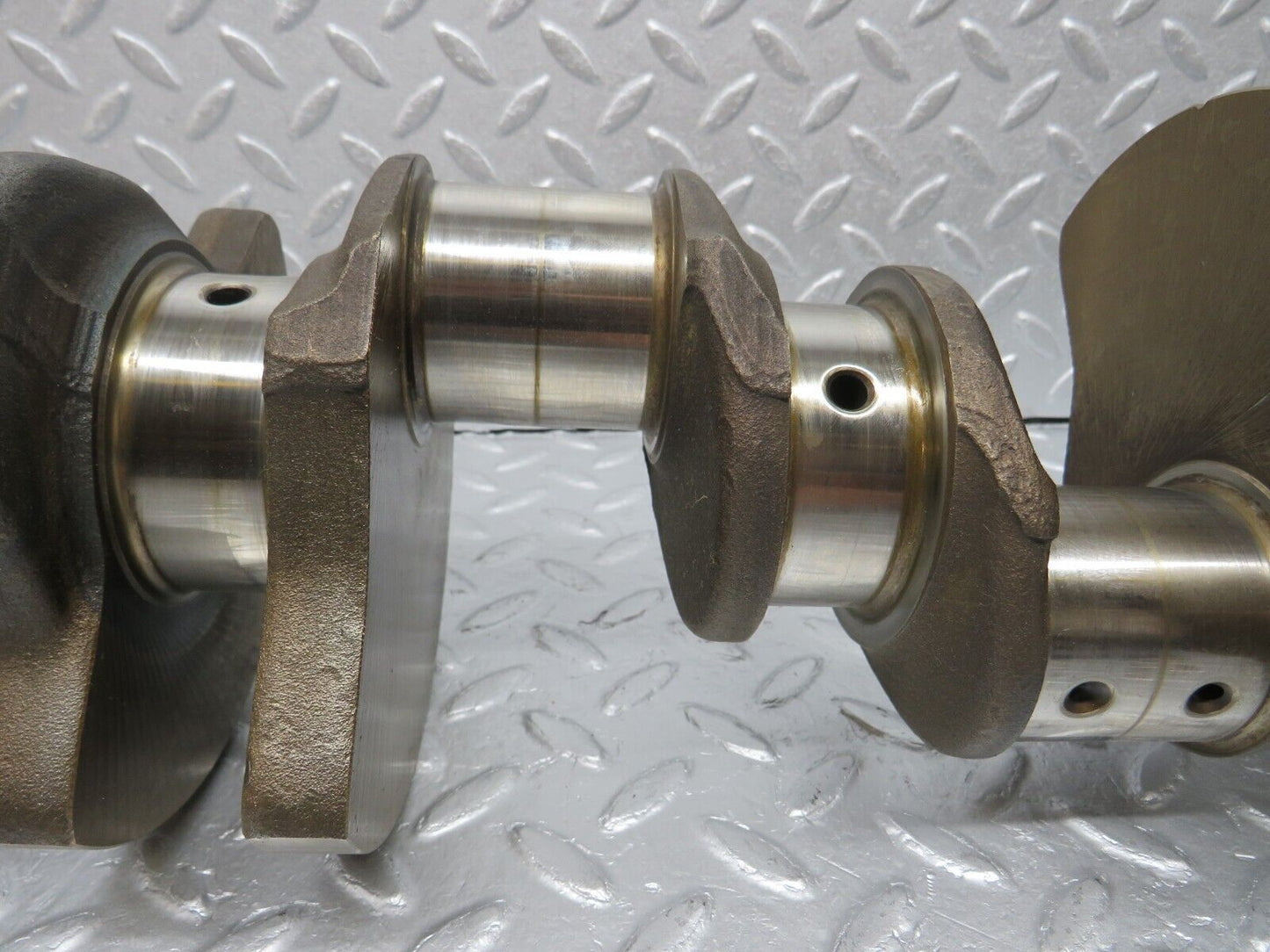 40152 Mercedes-Benz R107 350SL Crankshaft 1160311401