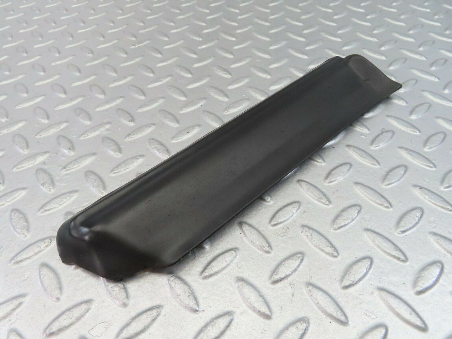 9952 Mercedes-Benz C123 230CE Coupe Front Left Fender Wing Lower Trim