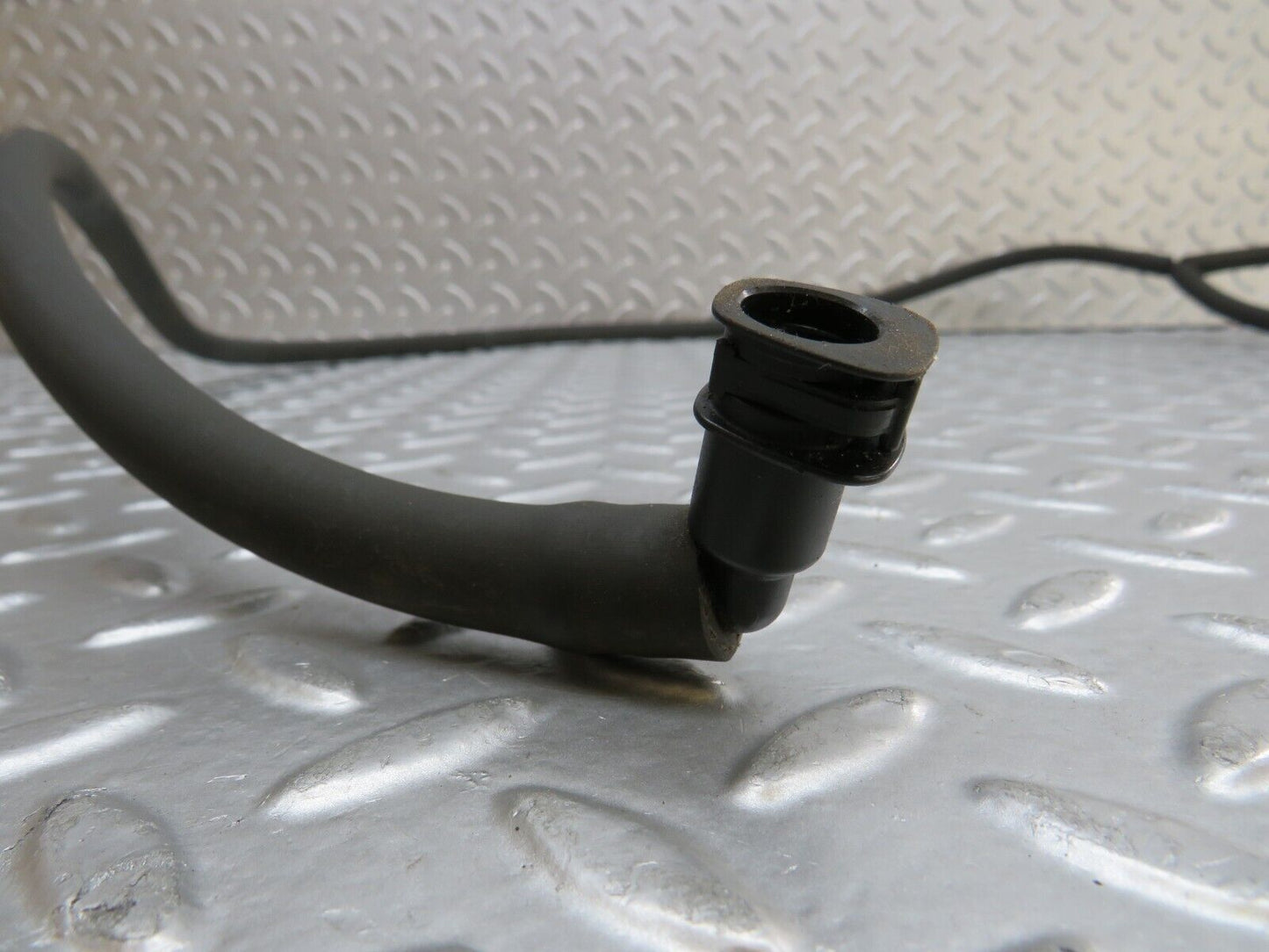 35053 Mercedes-Benz W210 320E Headlight Washer Hose Pipe