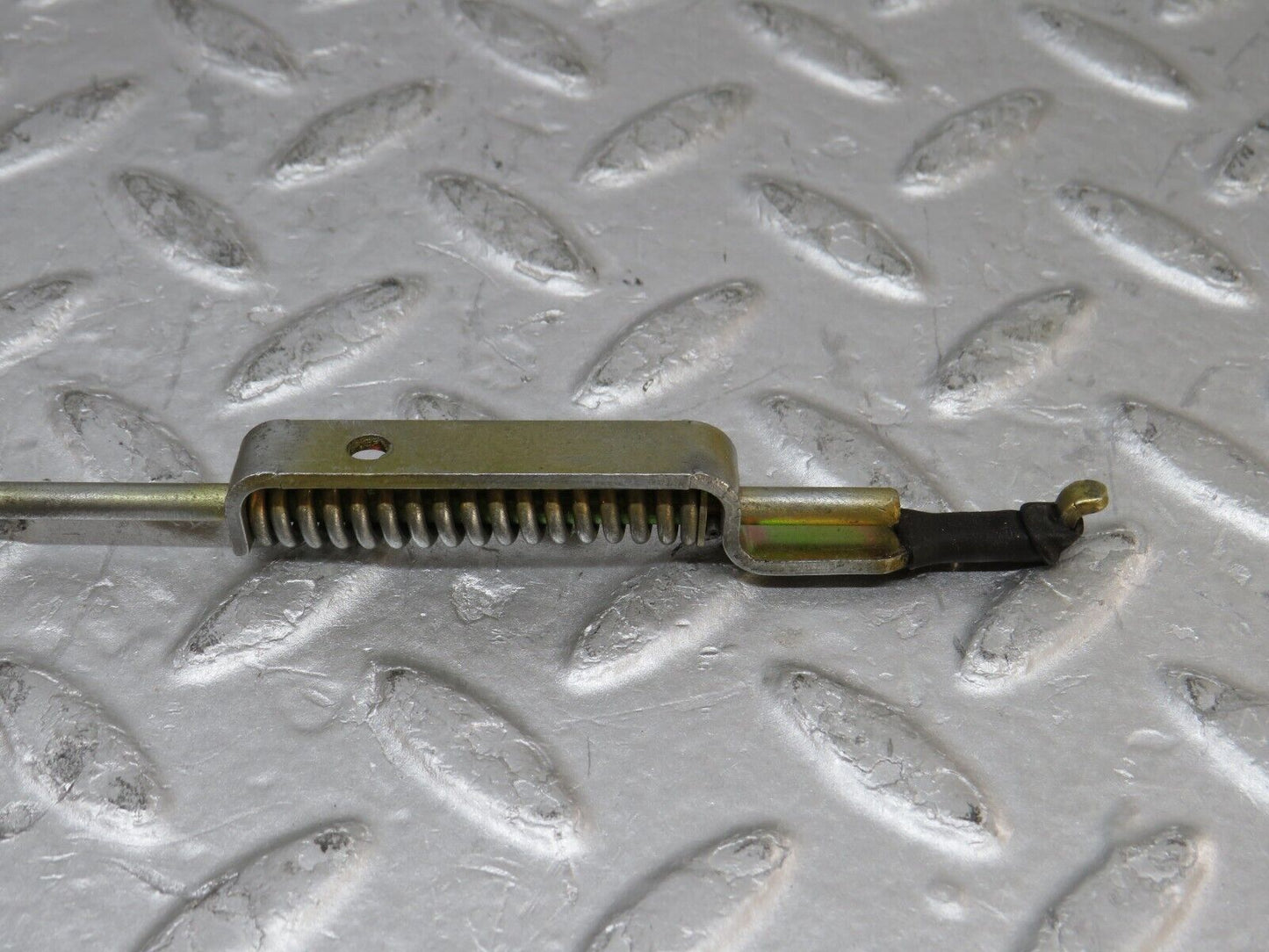 37295 Mercedes-Benz W109 300SEL Door Lock Control Bar