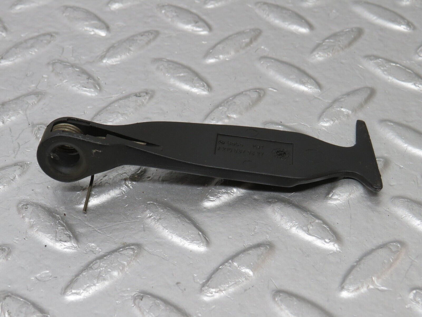 34751 Mercedes-Benz W210 320E Bonnet Release Pull Handle 2108870827