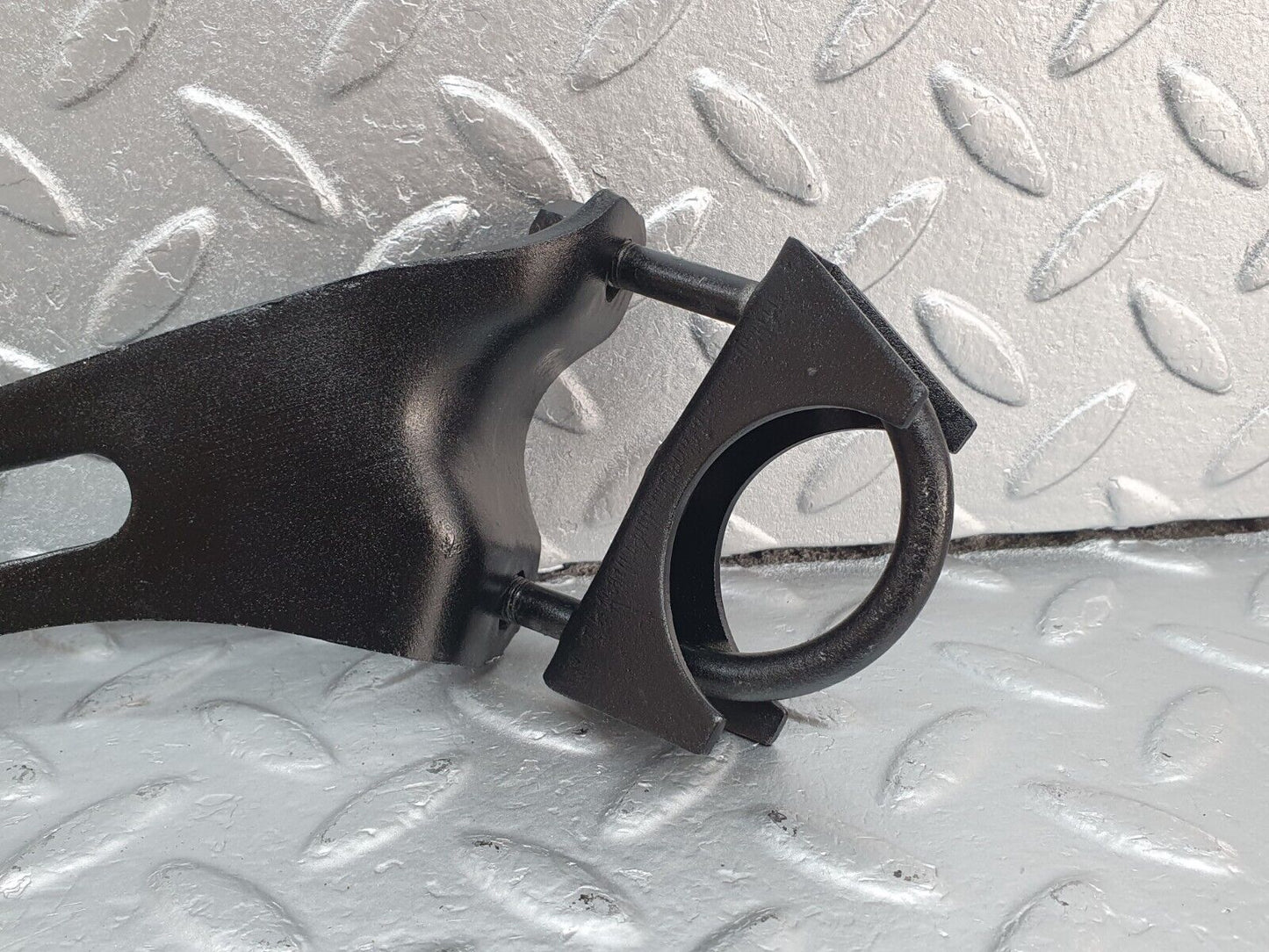 43143 Mercedes-Benz W108 280SE Exhaust Bracket