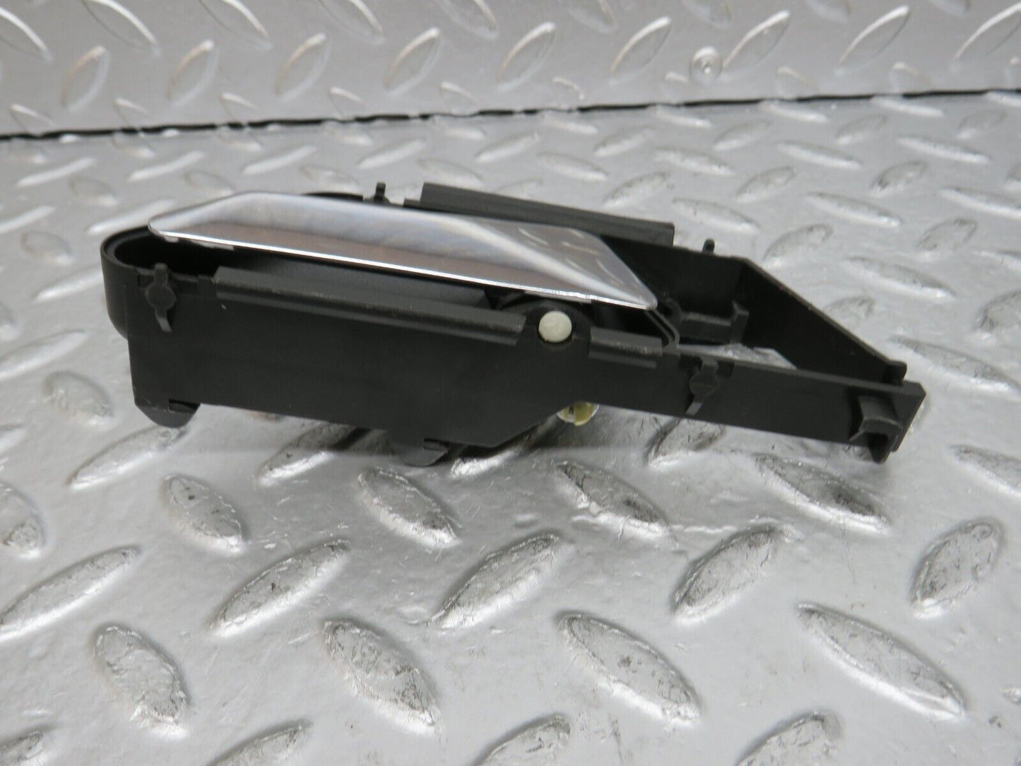 29347 Mercedes-Benz W124 230E Interior Door Handle Front Right 1247600261