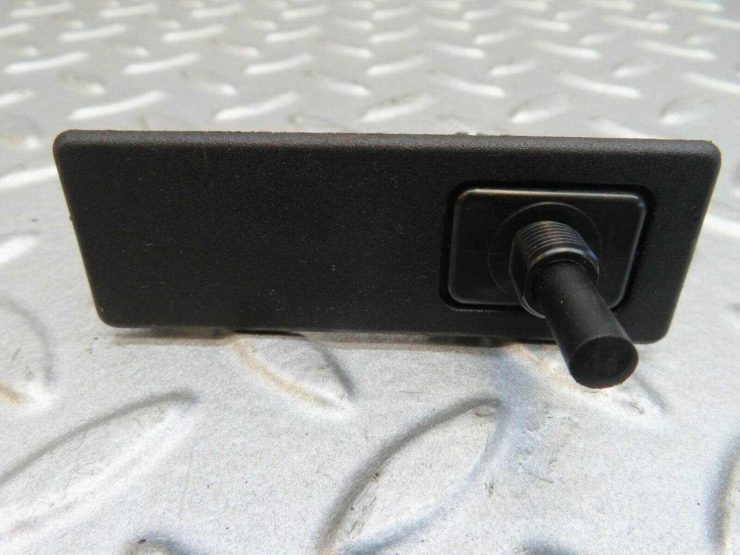 15486 Mercedes-Benz W123 230E Trunk Light 1158202511