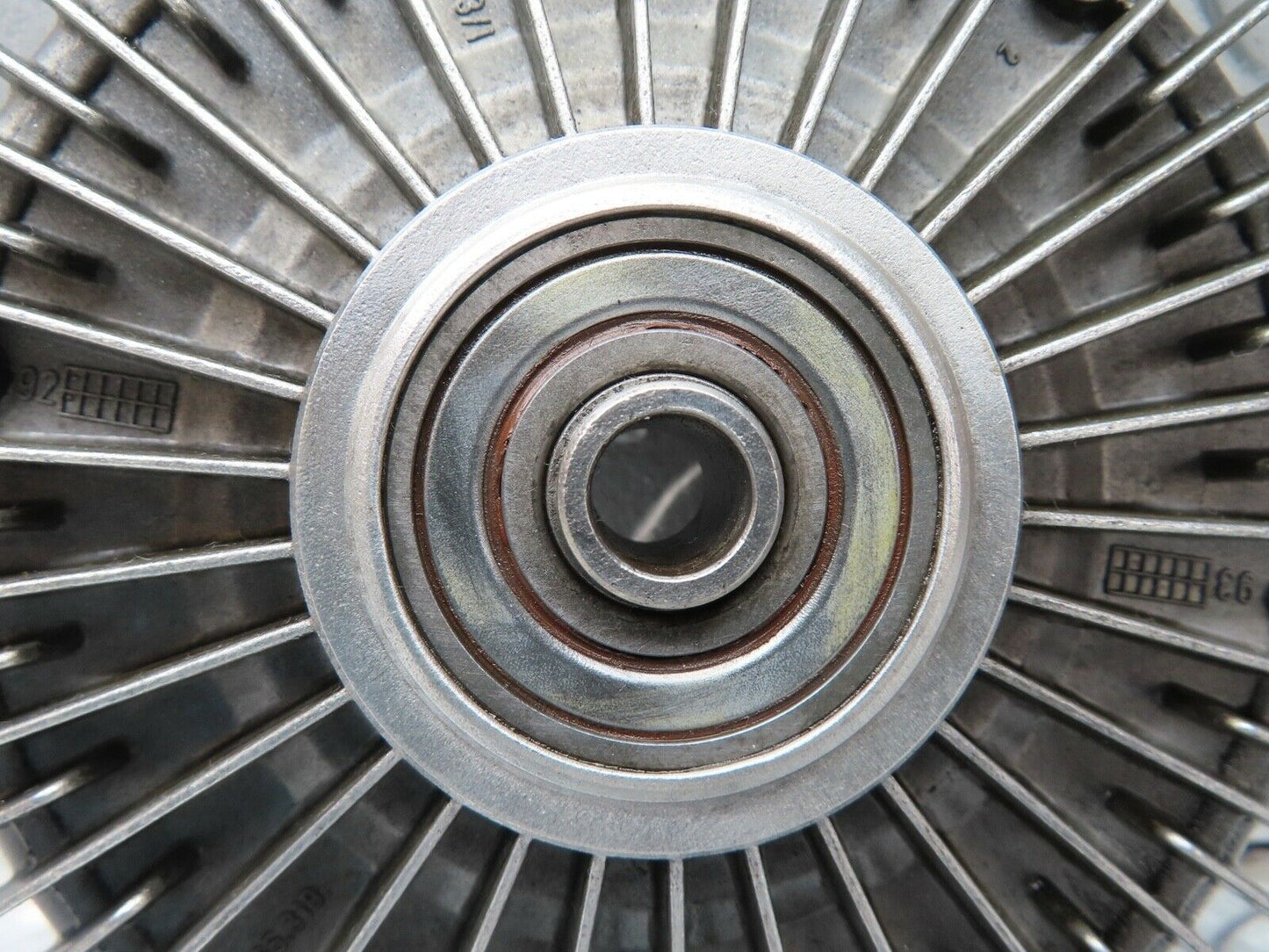 17305 Mercedes-Benz R129 300SL Coupe Engine Cooling Fan Clutch