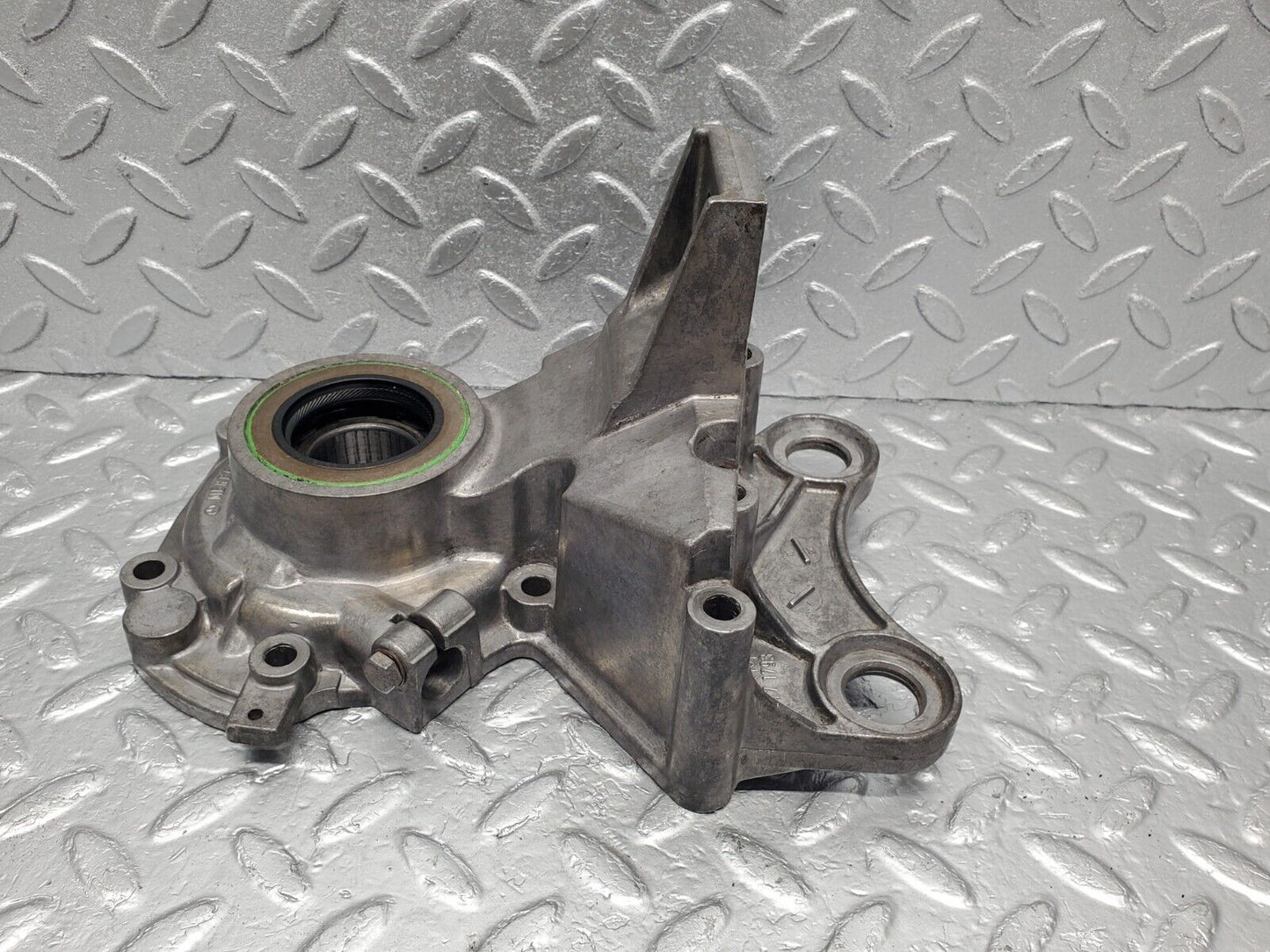 46719 Mercedes-Benz C123 280CE Coupe Automatic Gearbox Rear Housing 722.309 1232710701