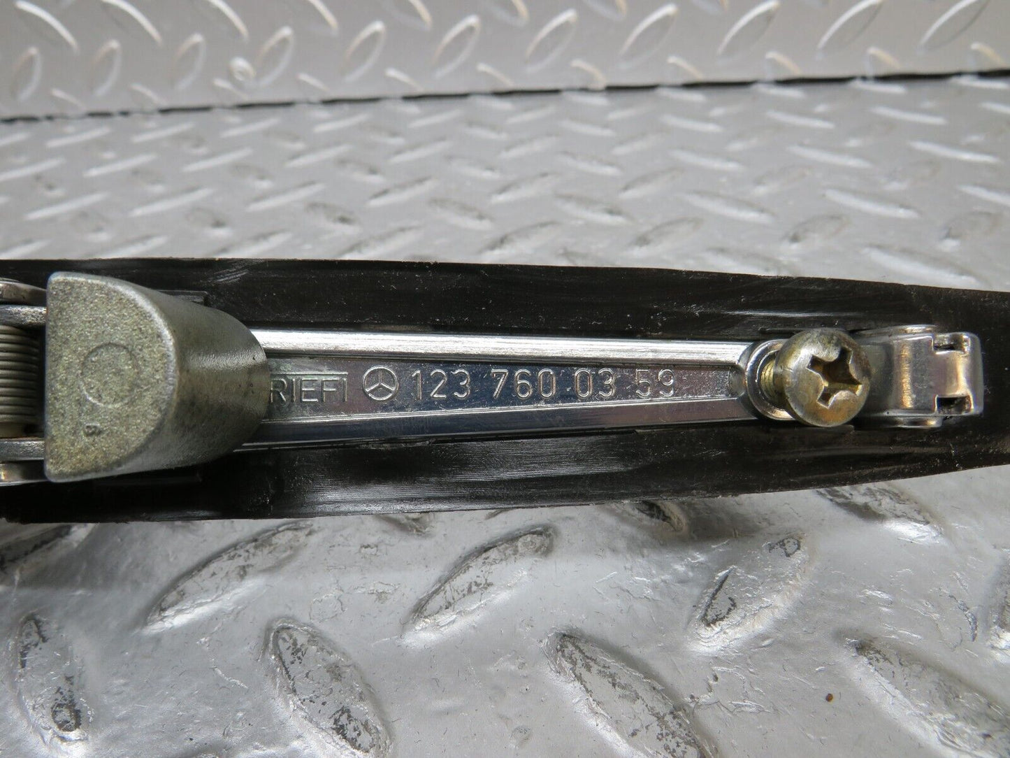 29766 Mercedes-Benz W123 230E Rear Right Door Exterior Handle 1237600359