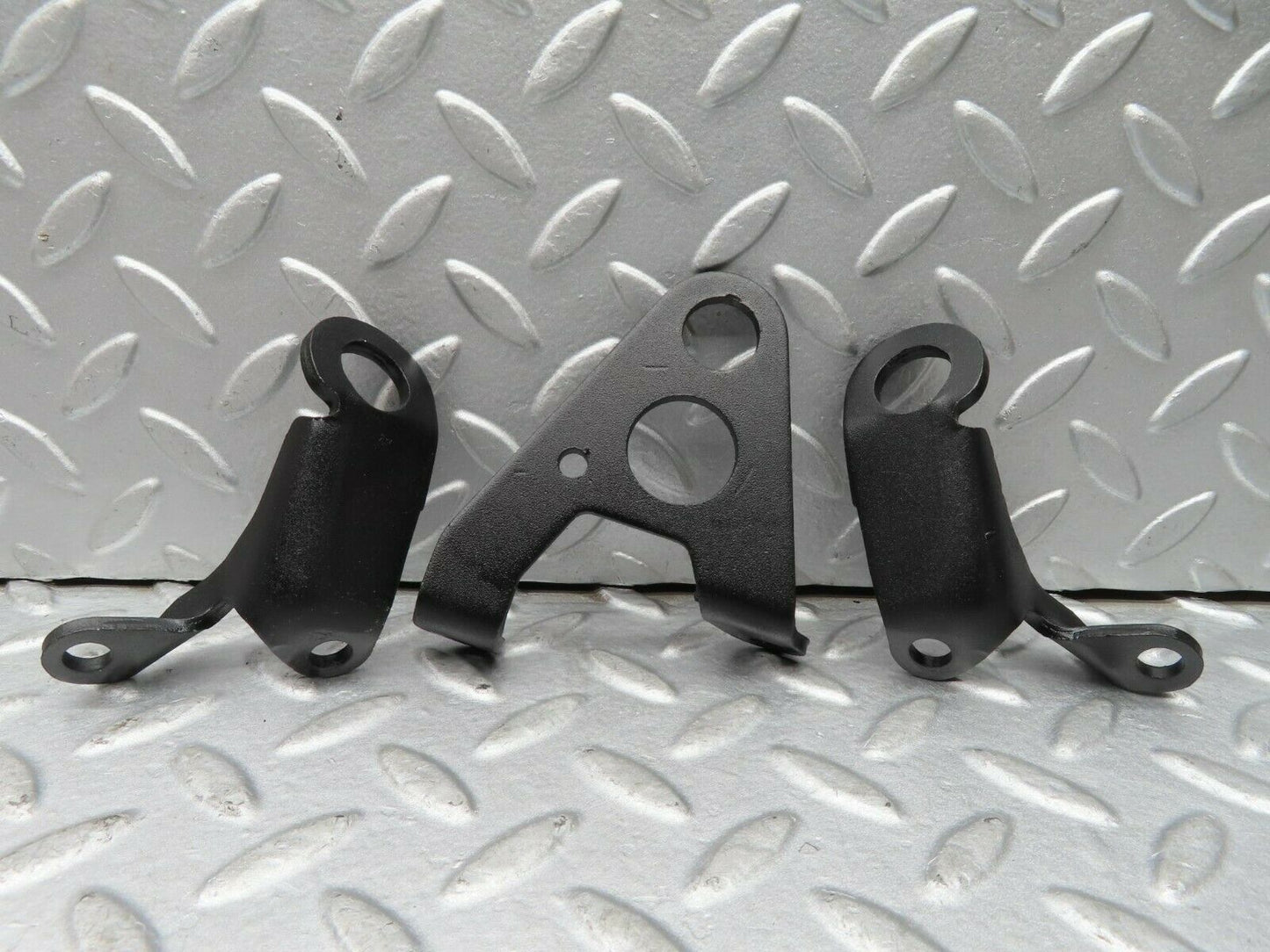 16700 Mercedes-Benz C107 380SLC Engine Lifting Eyes Hooks