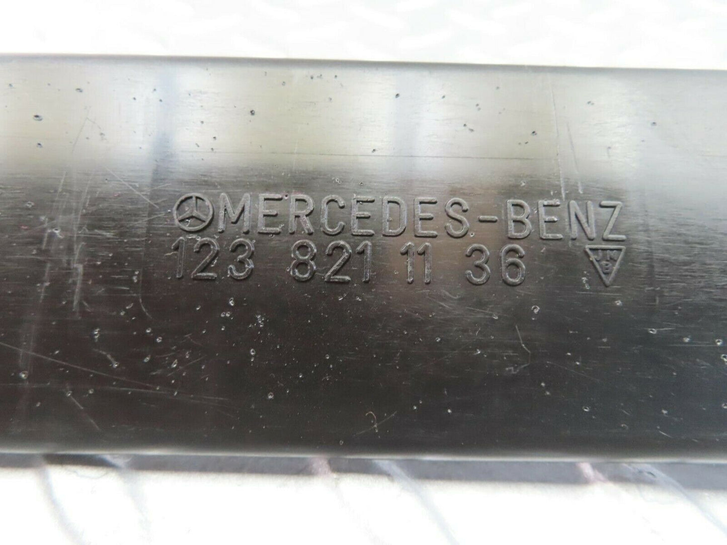 9988 Mercedes-Benz C123 230CE Coupe Cabel Chanel Cover 1238211136