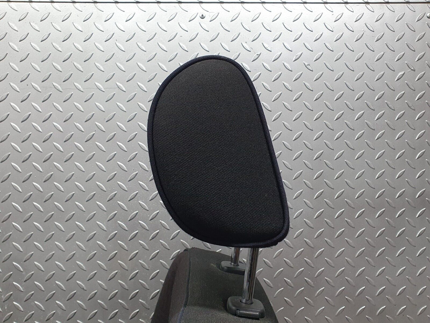41812 Mercedes-Benz W202 C200 Front Left Passenger Seat