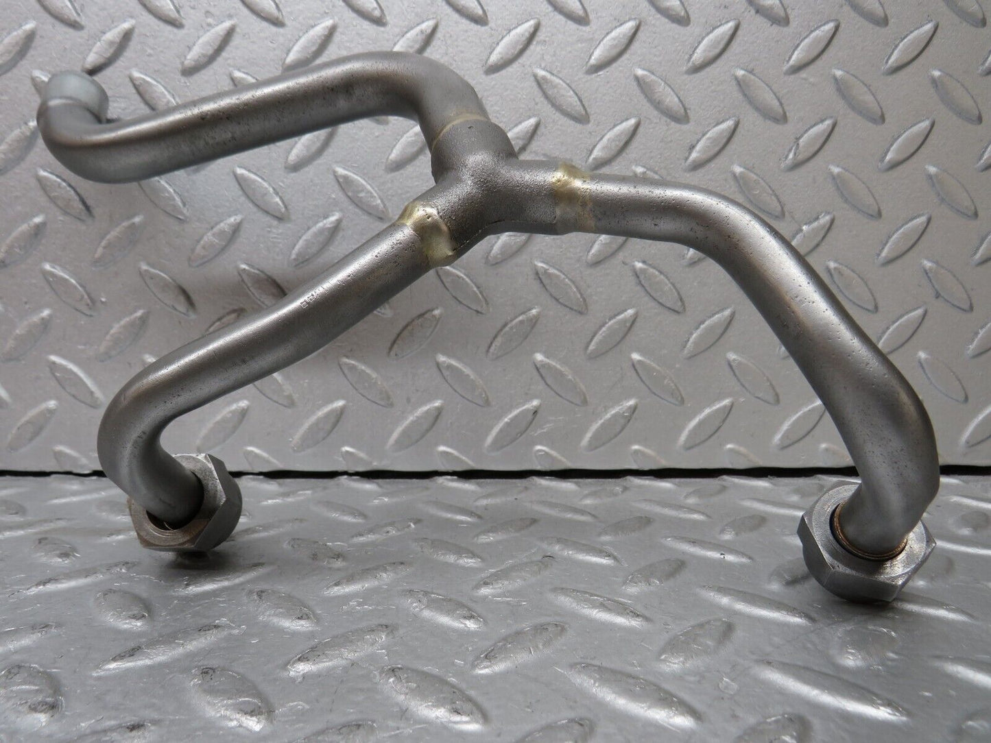 37665 Mercedes-Benz W109 300SEL Air Intake Hose Pipe