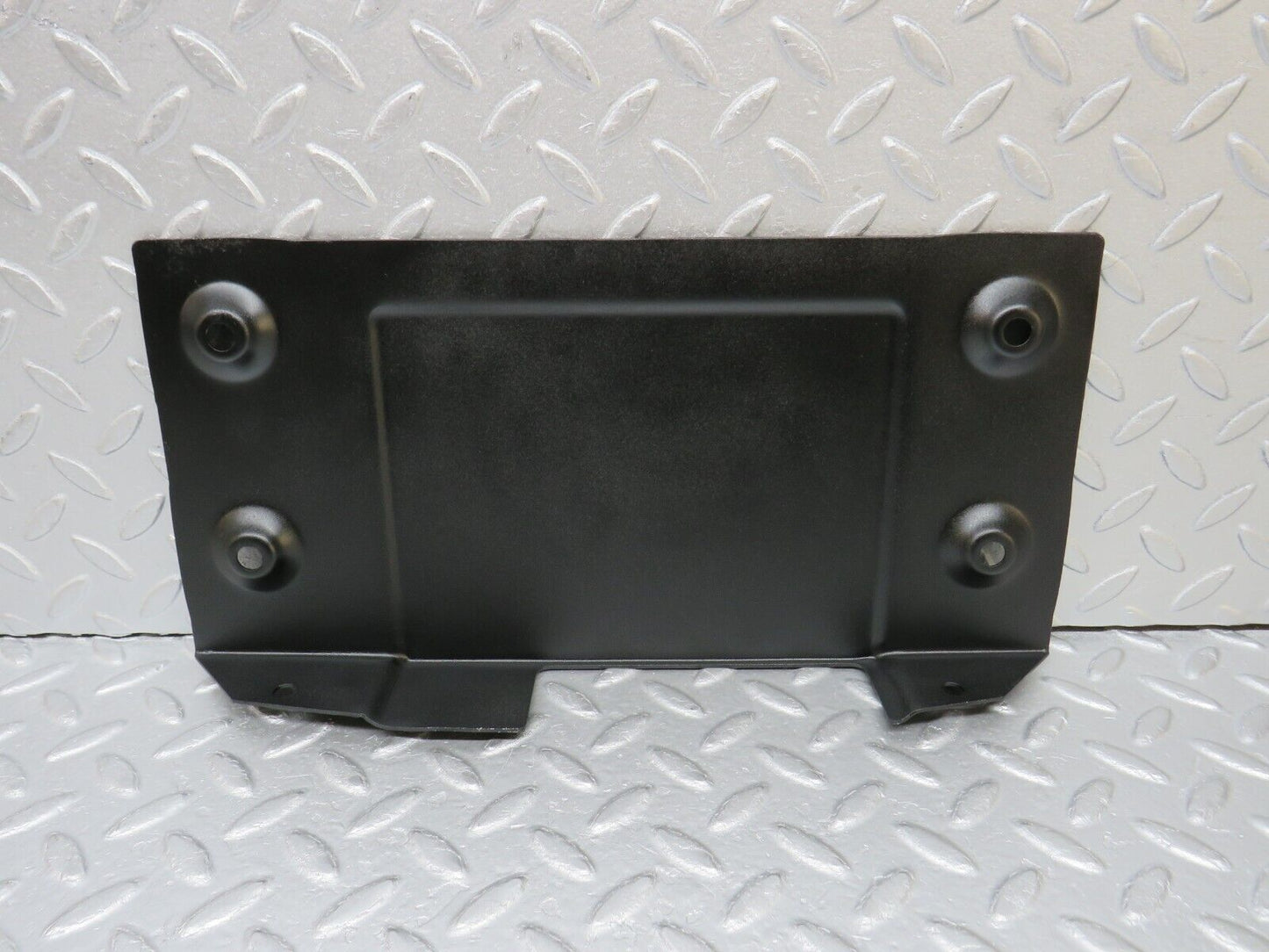 38012 Mercedes-Benz A124 320E Cabriolet Soft Top Hydraulic Pump Support Bracket