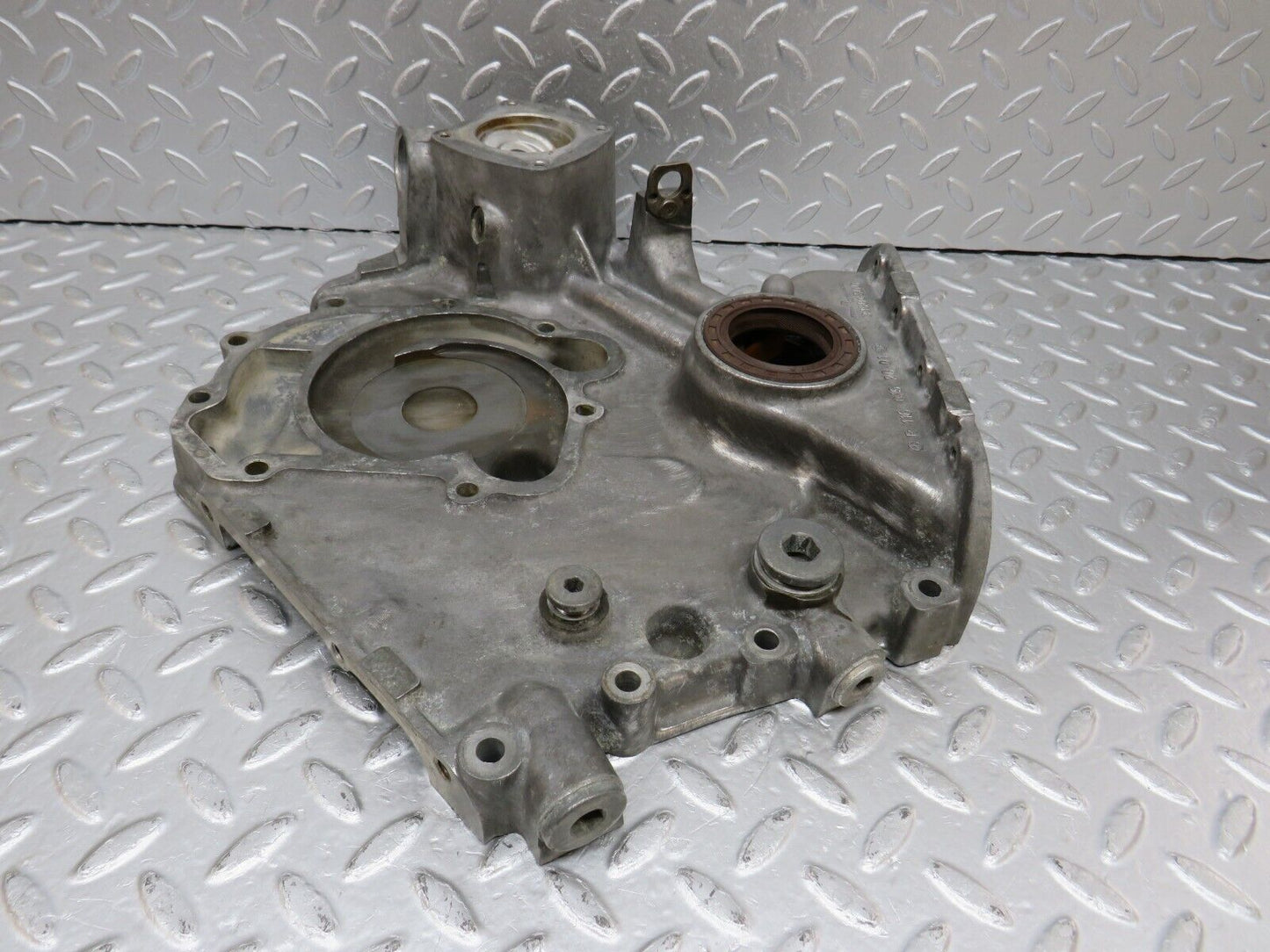 34526 Mercedes-Benz C126 380SEC Coupe Timing Chain Cover 1160152001