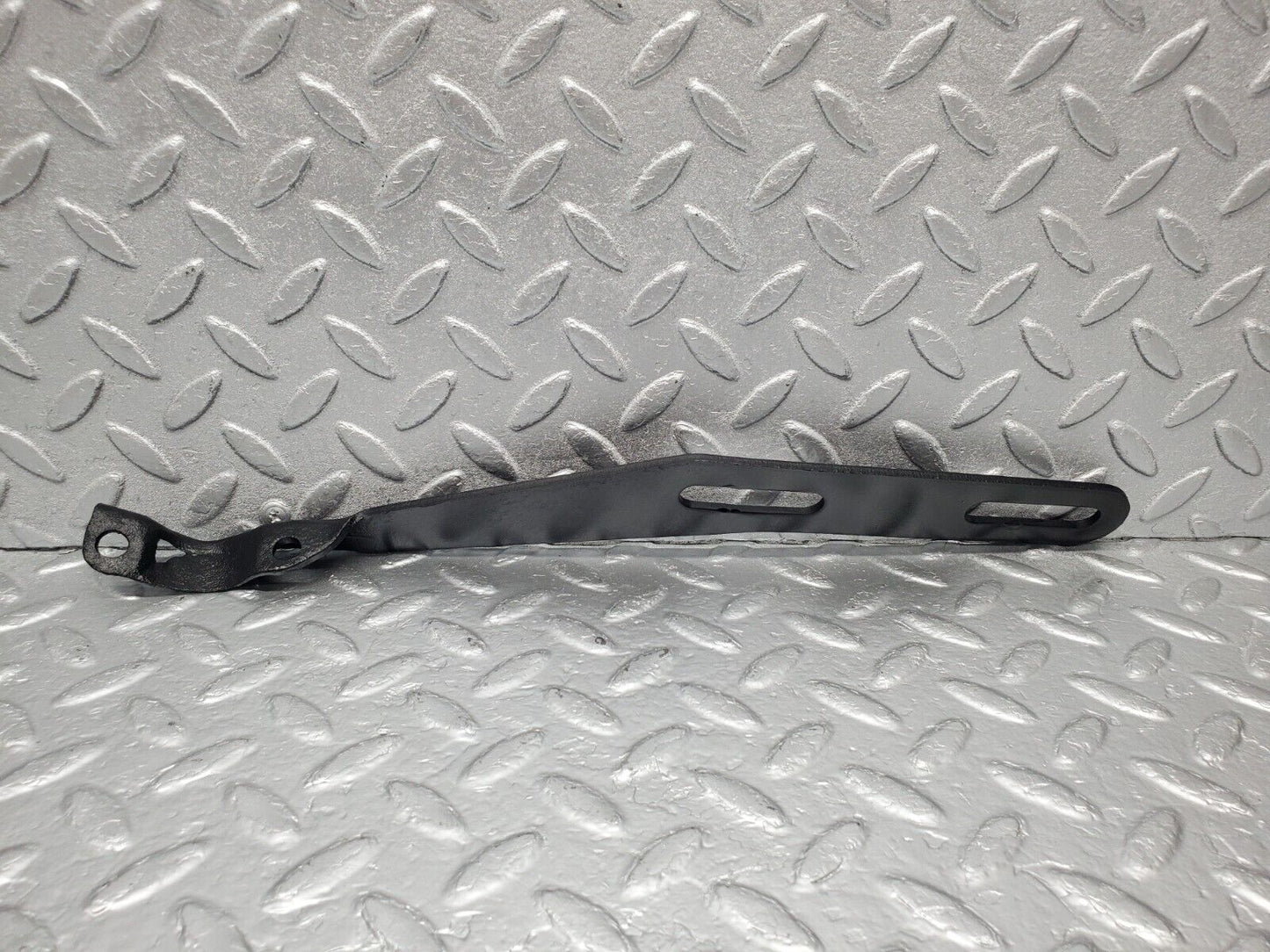 46394 Mercedes-Benz C123 280CE Coupe Exhaust Bracket