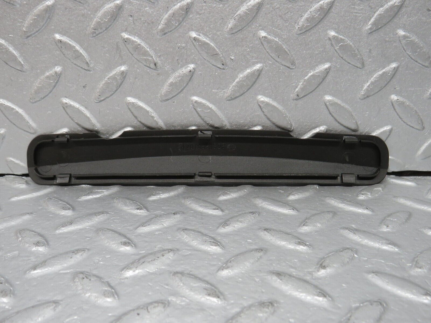 38858 Mercedes-Benz W201 190E 2.6L Windscreen Washer Nozzle Cover Trim 2018891325