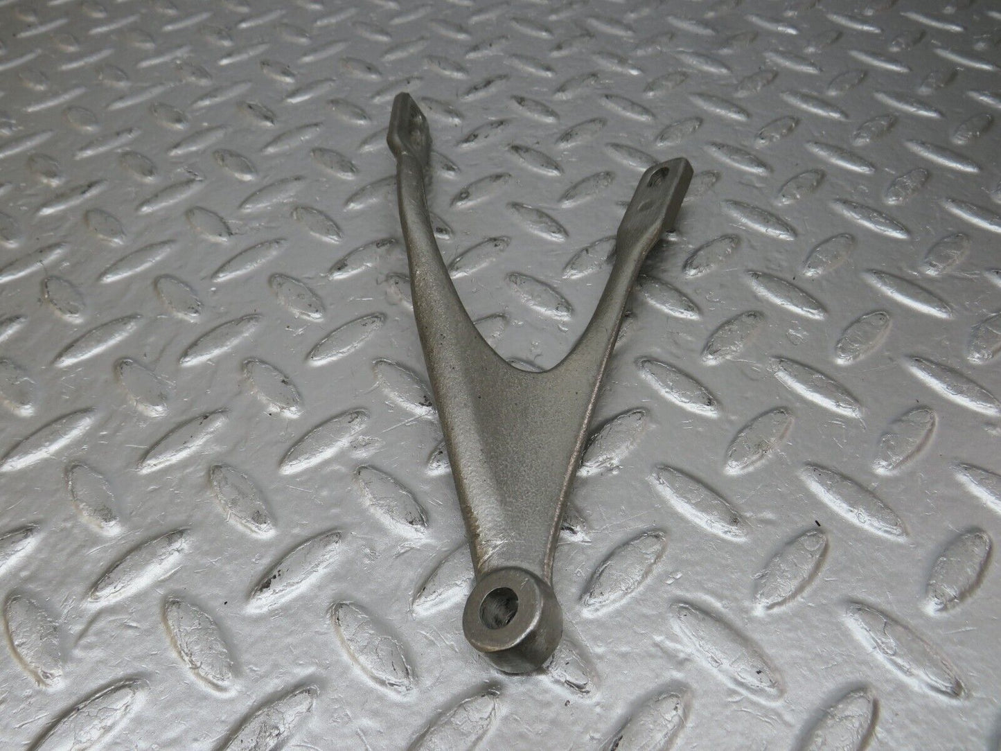 33697 Mercedes-Benz W201 190E 2.0L Steering Column Bracket